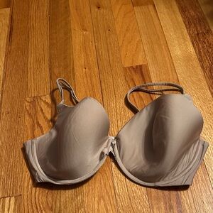 Victoria’s Secret Elegant Tan Women's Bra